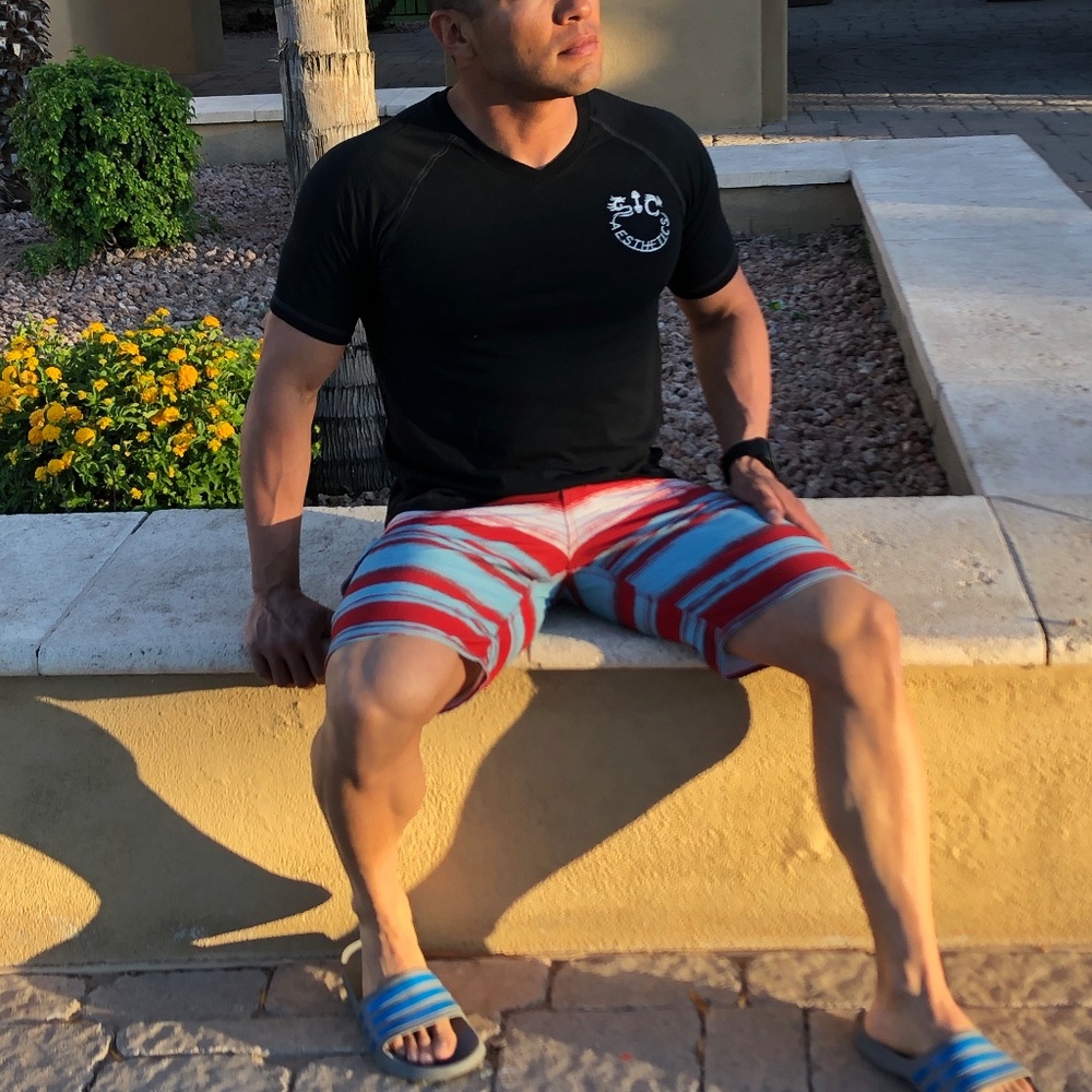 Men's SIC V-Neck T